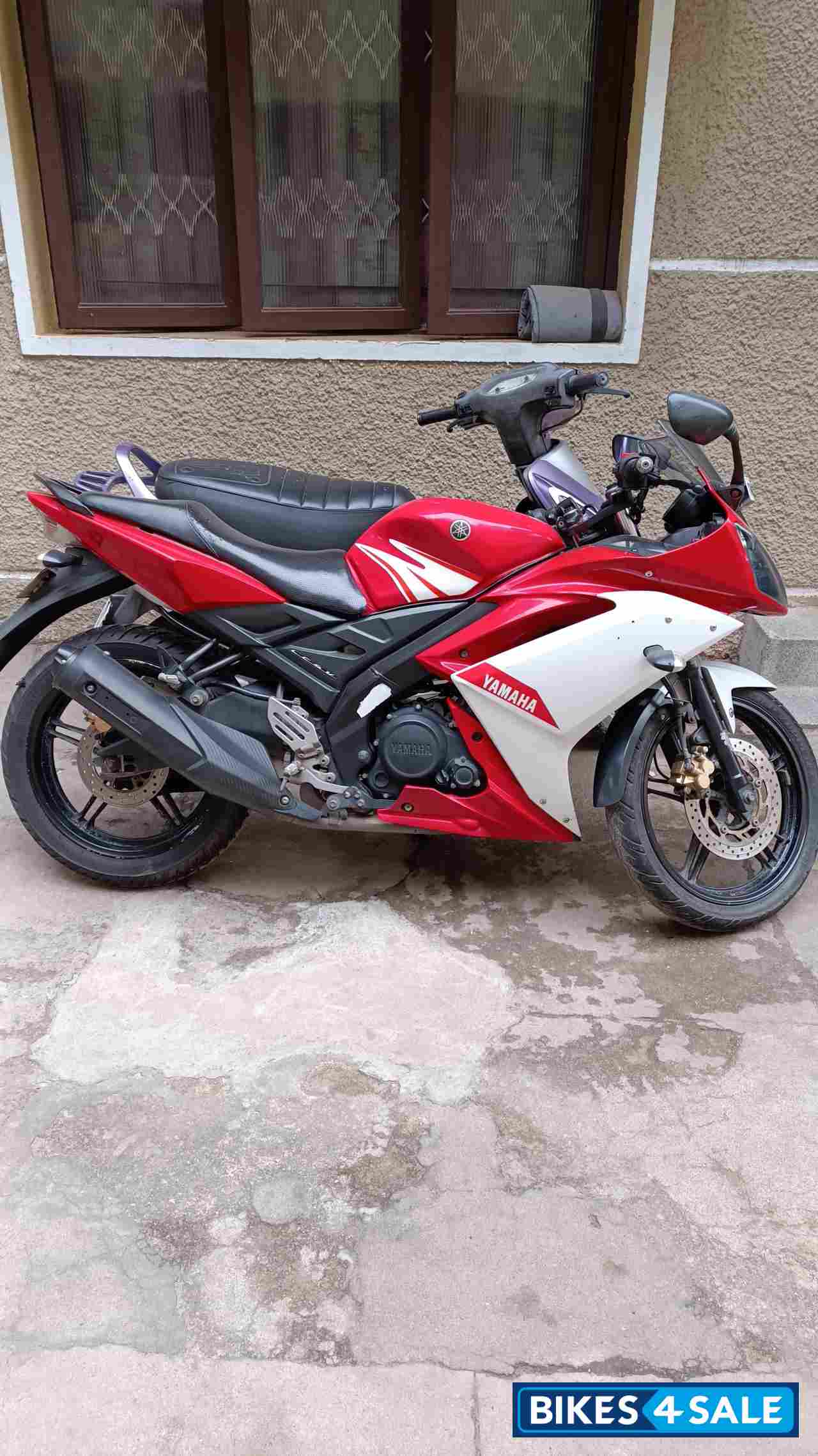 Red White Yamaha YZF R15 S