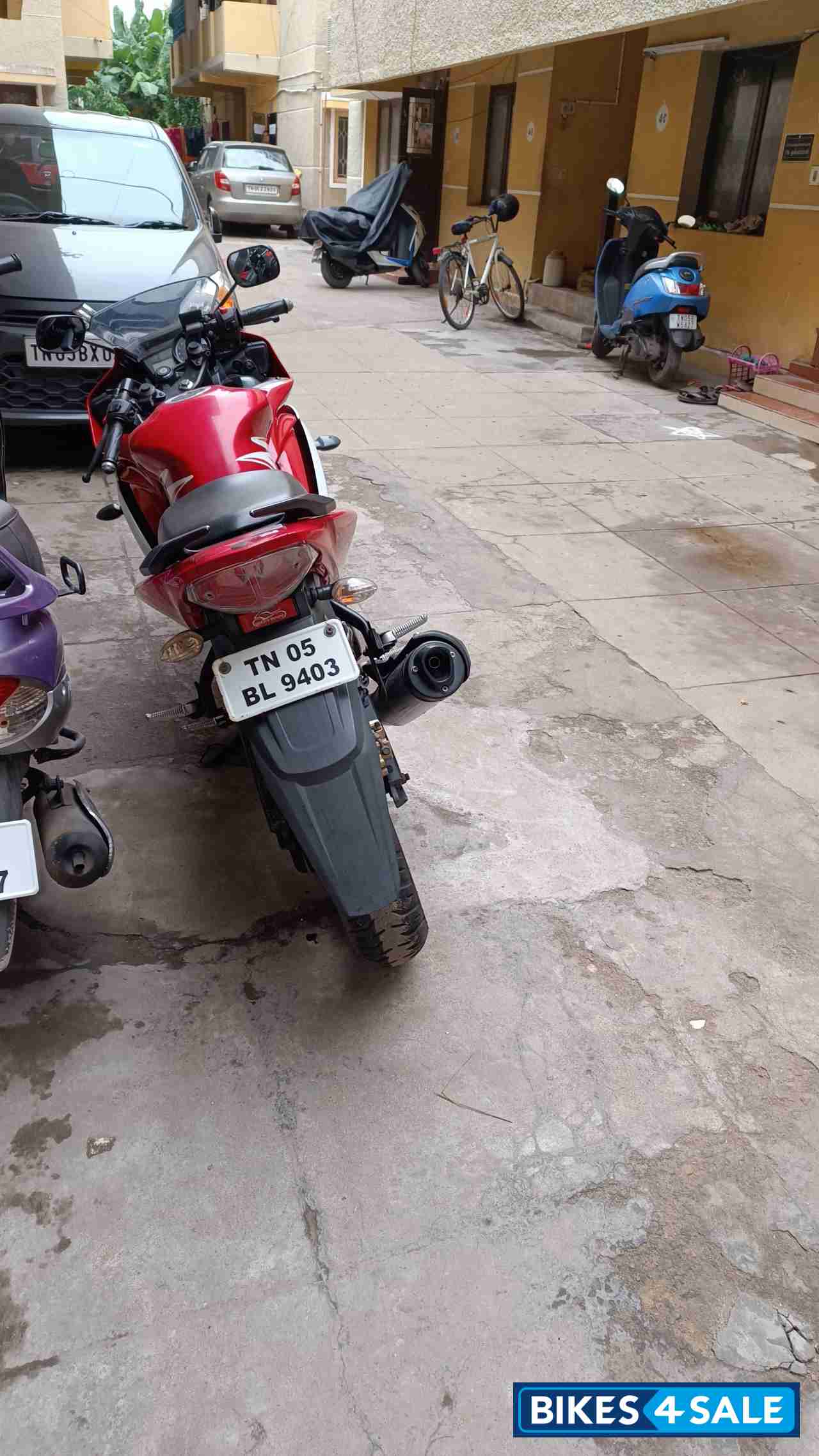 Red White Yamaha YZF R15 S