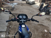 Blue Bajaj CT 100