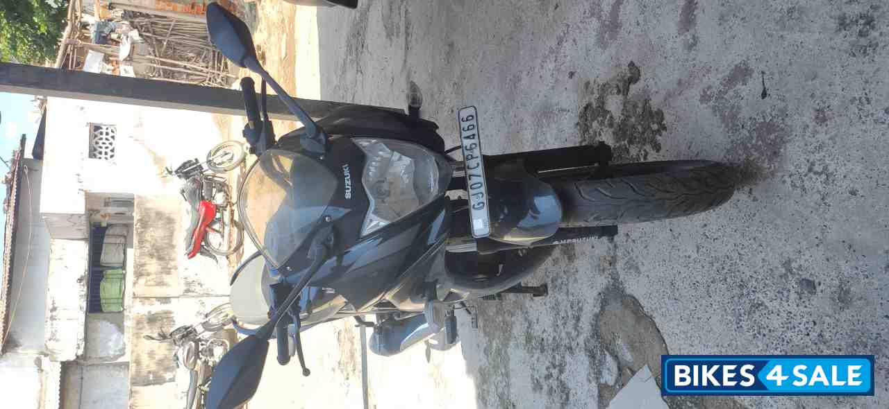 Suzuki Gixxer SF Fi