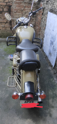 Desert Storm Royal Enfield Classic Desert Storm