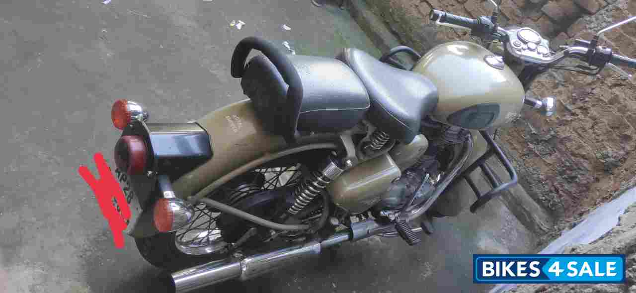 Desert Storm Royal Enfield Classic Desert Storm