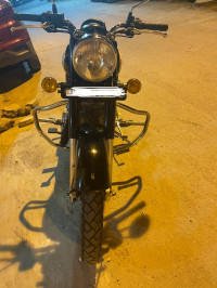 Royal Enfield Classic 500