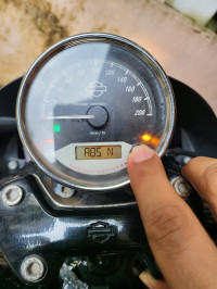 Black Harley Davidson Street 750