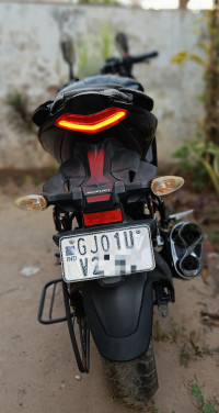 Sparkling Black Suzuki Gixxer SF BS6