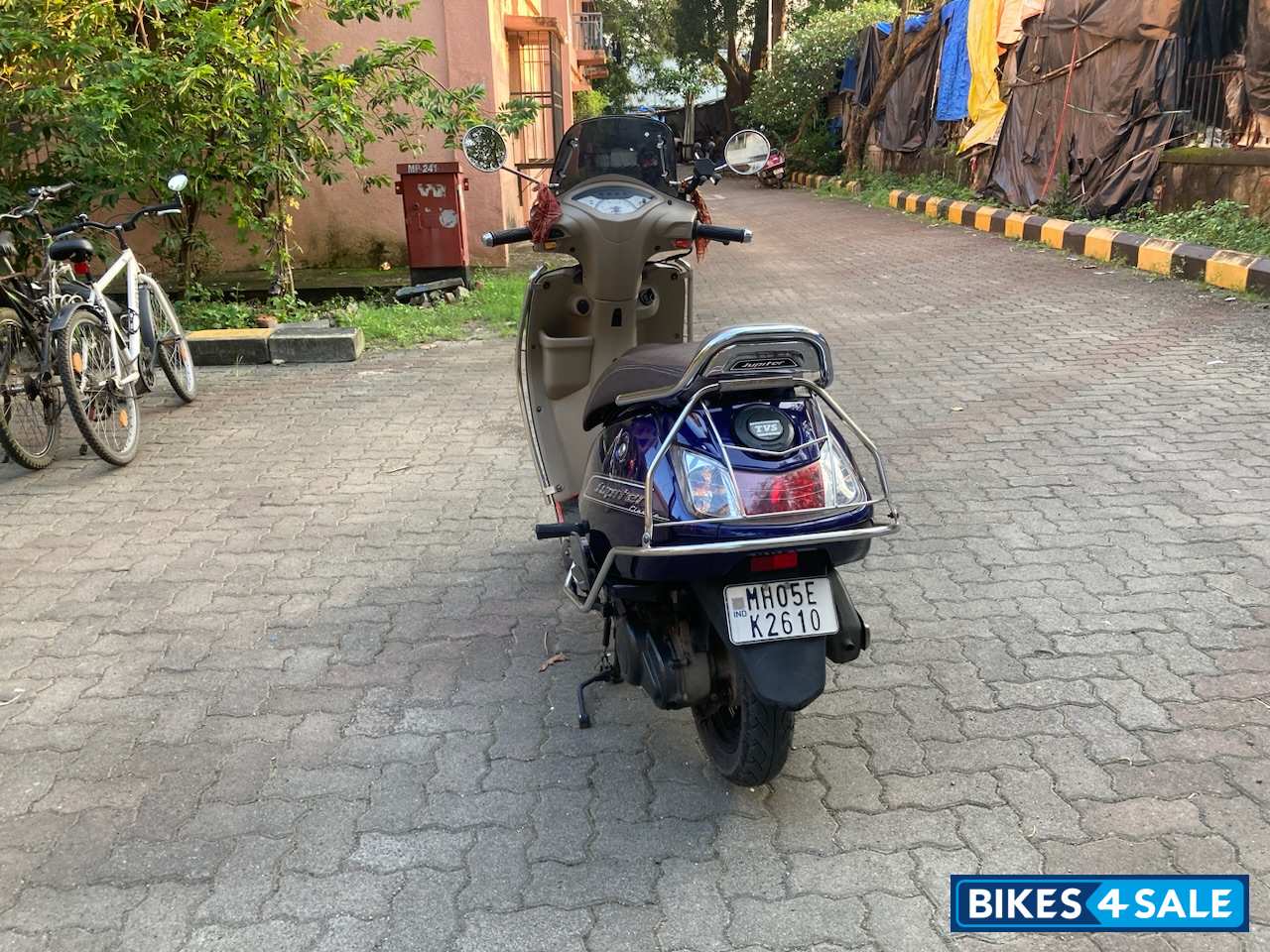 Blue TVS Jupiter Classic BS6