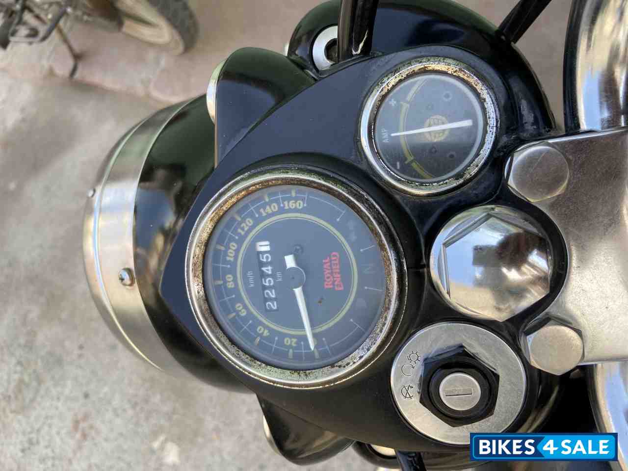 Royal Enfield Bullet Royal Enfield Bullet