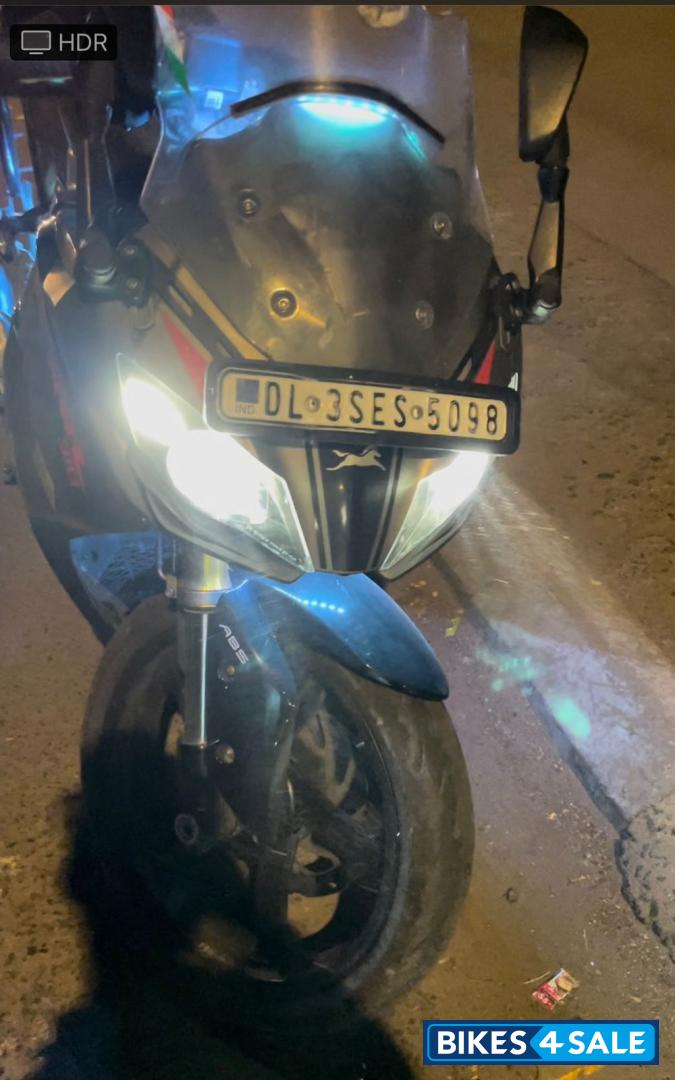 Black TVS Apache RR 310 2020