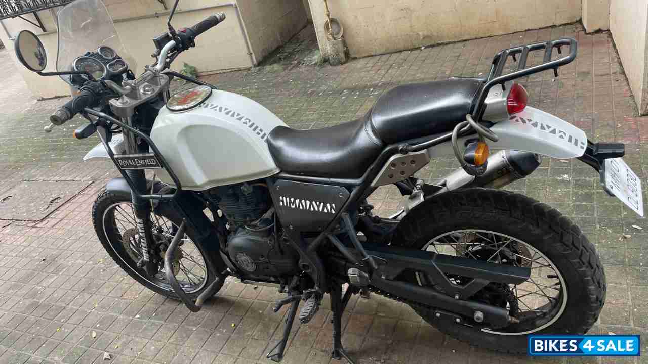 White Royal Enfield Himalayan