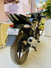 Black Bajaj Pulsar 220F