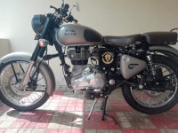 Gunmetal Grey Royal Enfield Classic Gunmetal Grey