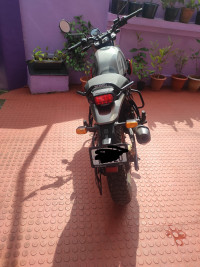 Graphite Red Royal Enfield Scram 411