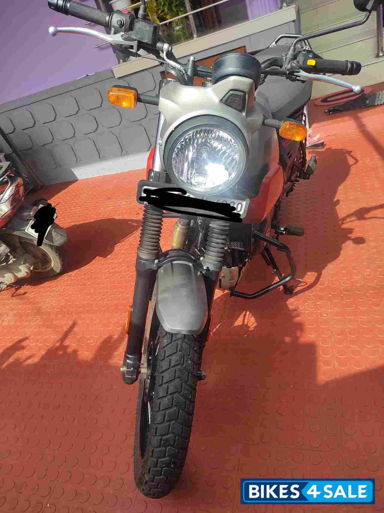 Graphite Red Royal Enfield Scram 411