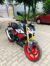 BMW G 310 R