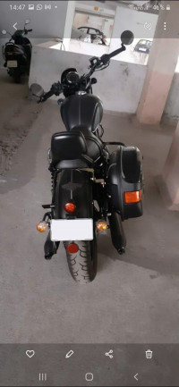 Yezdi Roadster Dark 2022 Model