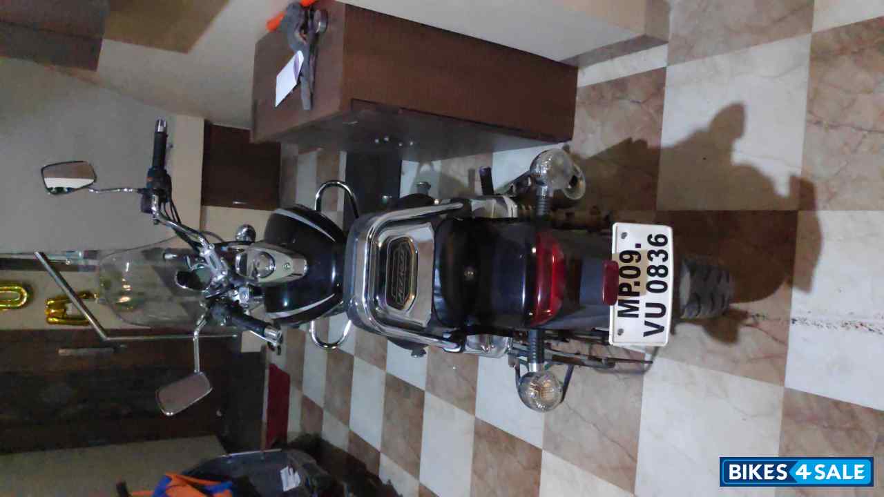 Bajaj Avenger Cruise 220