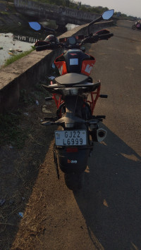 Orange KTM Duke 250