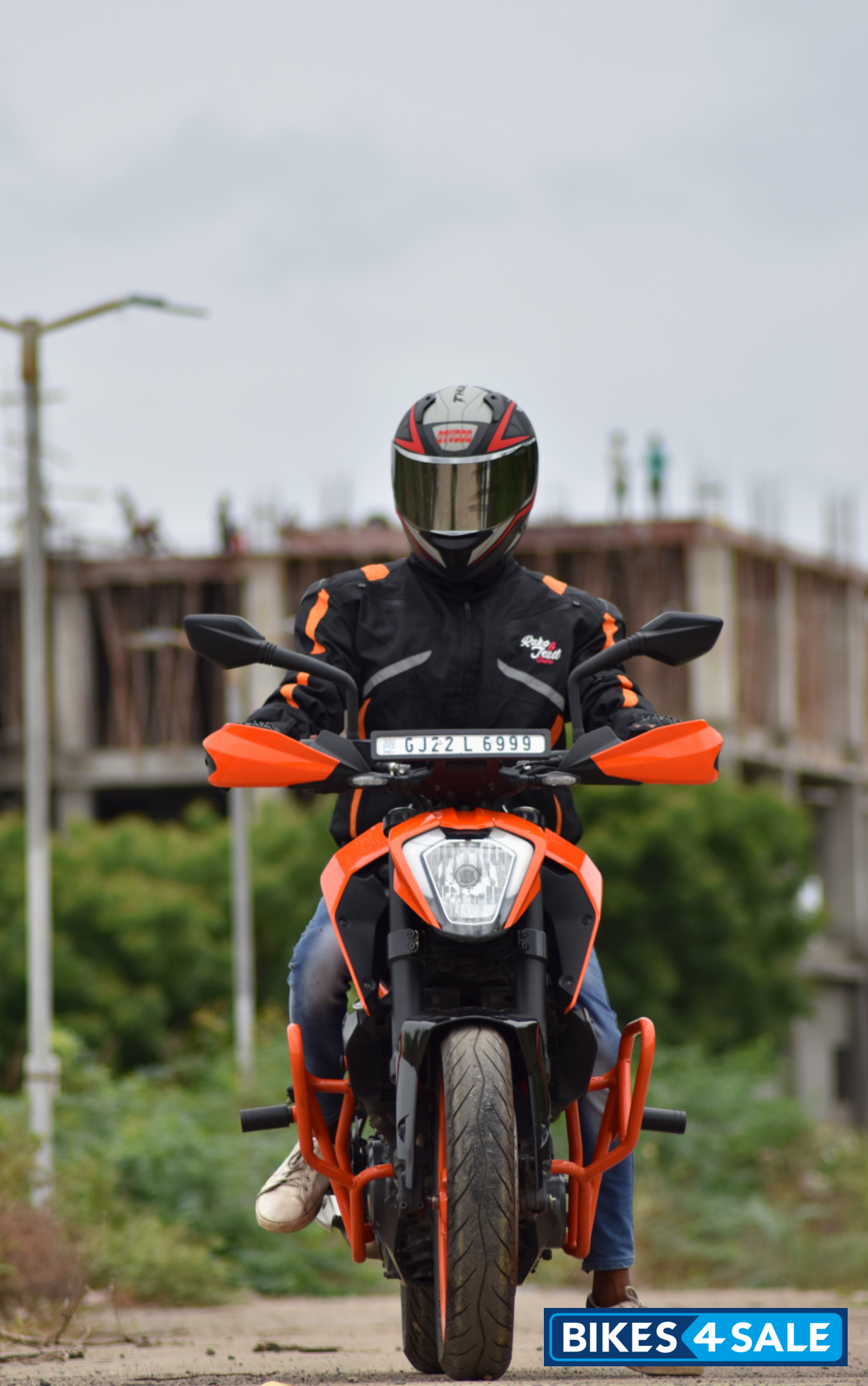 Orange KTM Duke 250