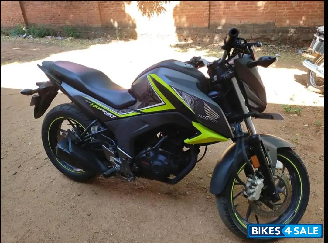 Honda CB Hornet 160R