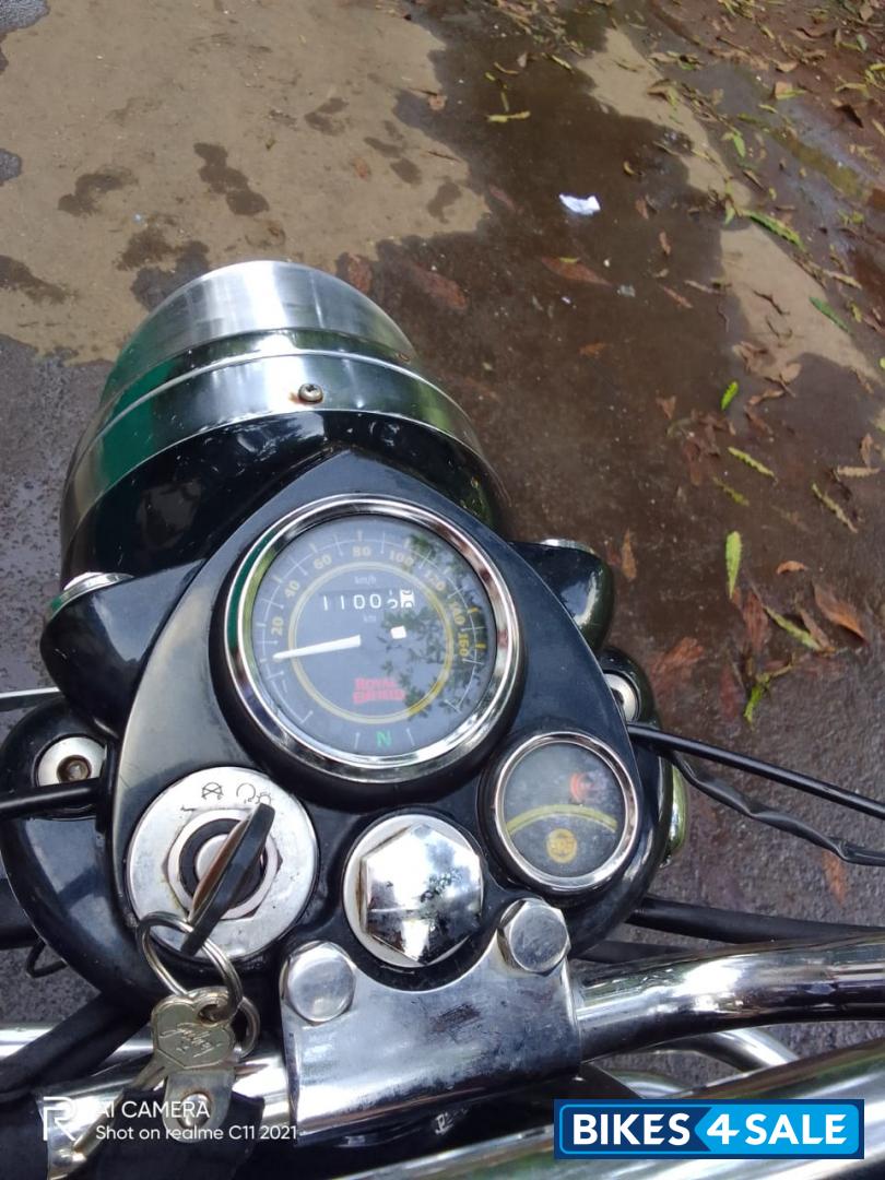 Black Royal Enfield Bullet 350 ES