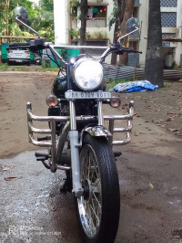 Black Royal Enfield Bullet 350 ES