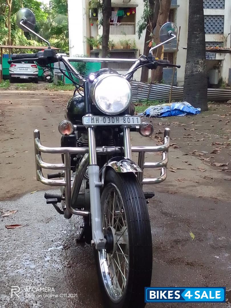 Black Royal Enfield Bullet 350 ES