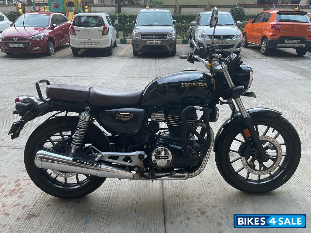 Gold Black Honda Hness Anniversary Edition