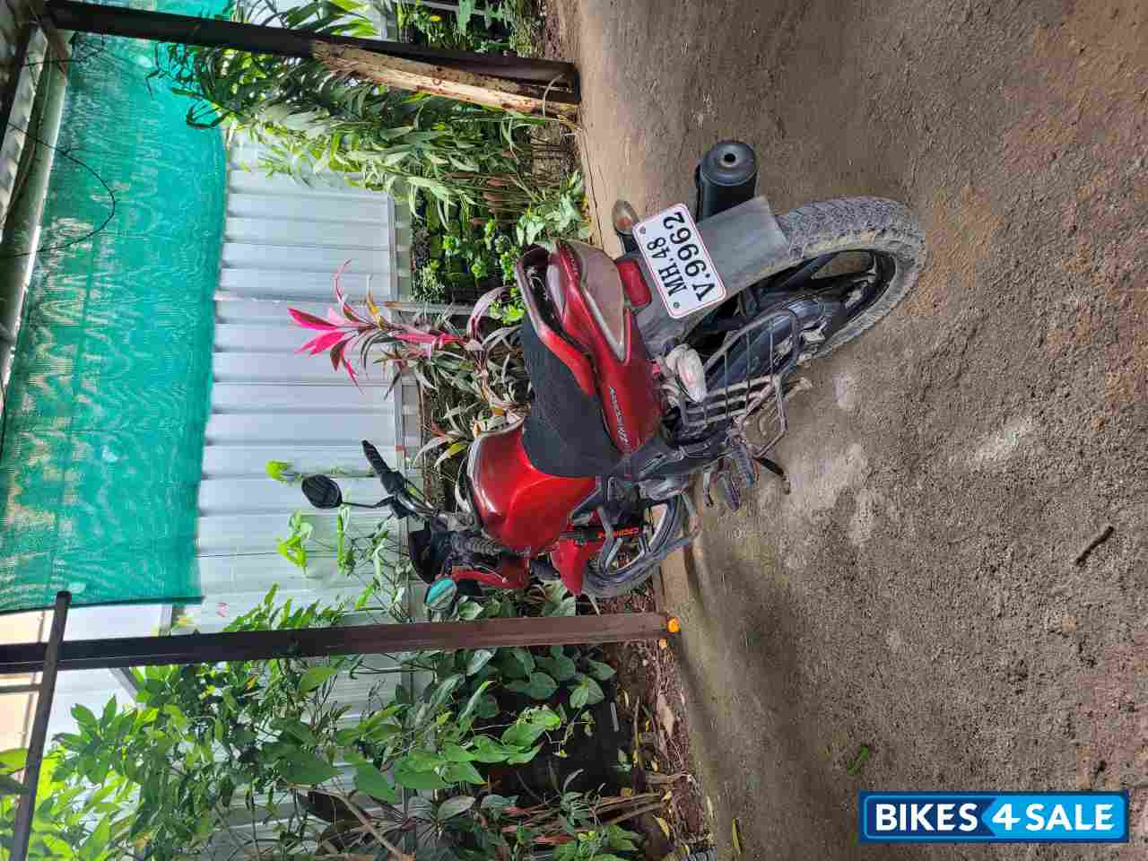 Red Honda CB Unicorn