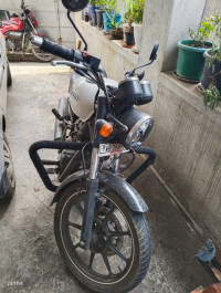 White Royal Enfield Thunderbird X 350