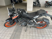 KTM Duke 200