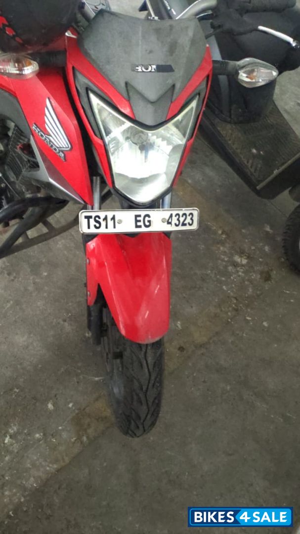 Honda CB Hornet 160R