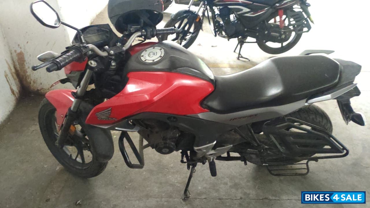 Honda CB Hornet 160R