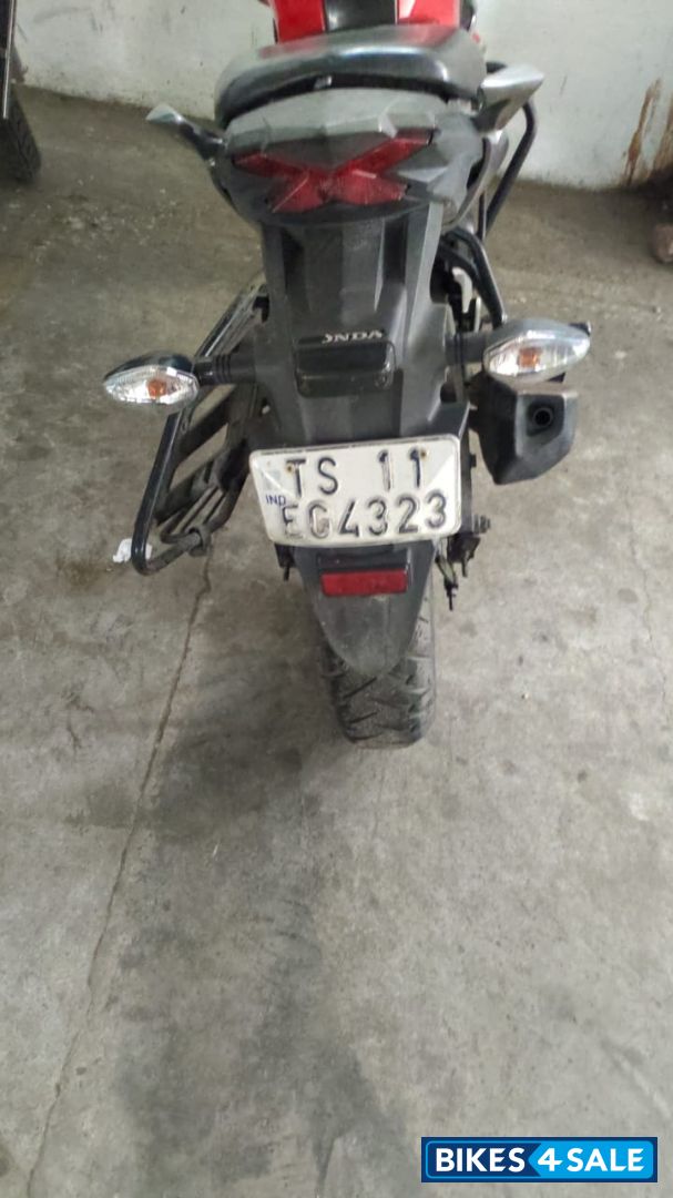 Honda CB Hornet 160R