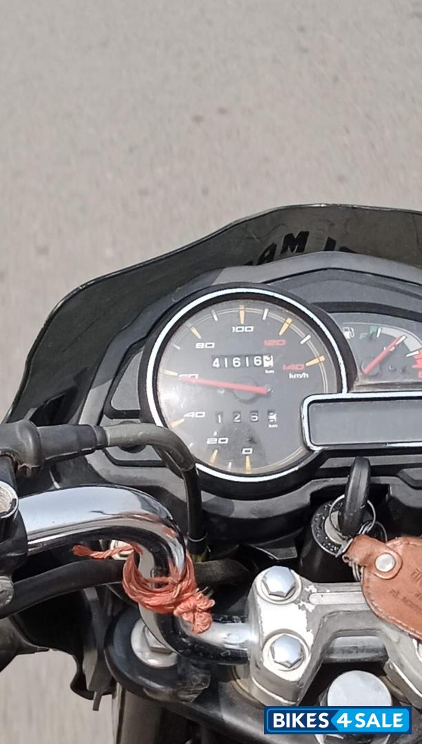 B Maroon Bajaj Discover 100T