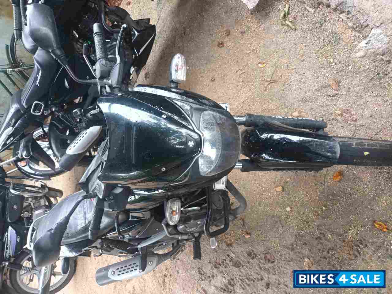 Black Bajaj Pulsar NS 125