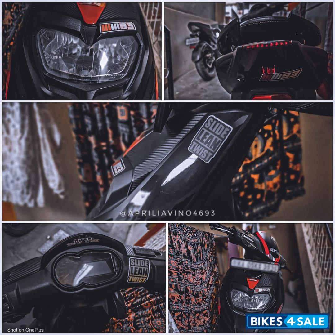 Black Aprilia SR 150 Carbon