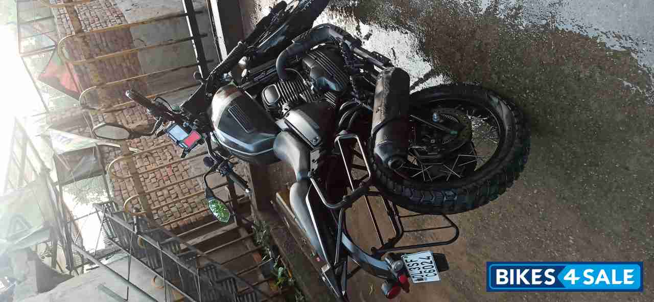 Yezdi Adventure Matte