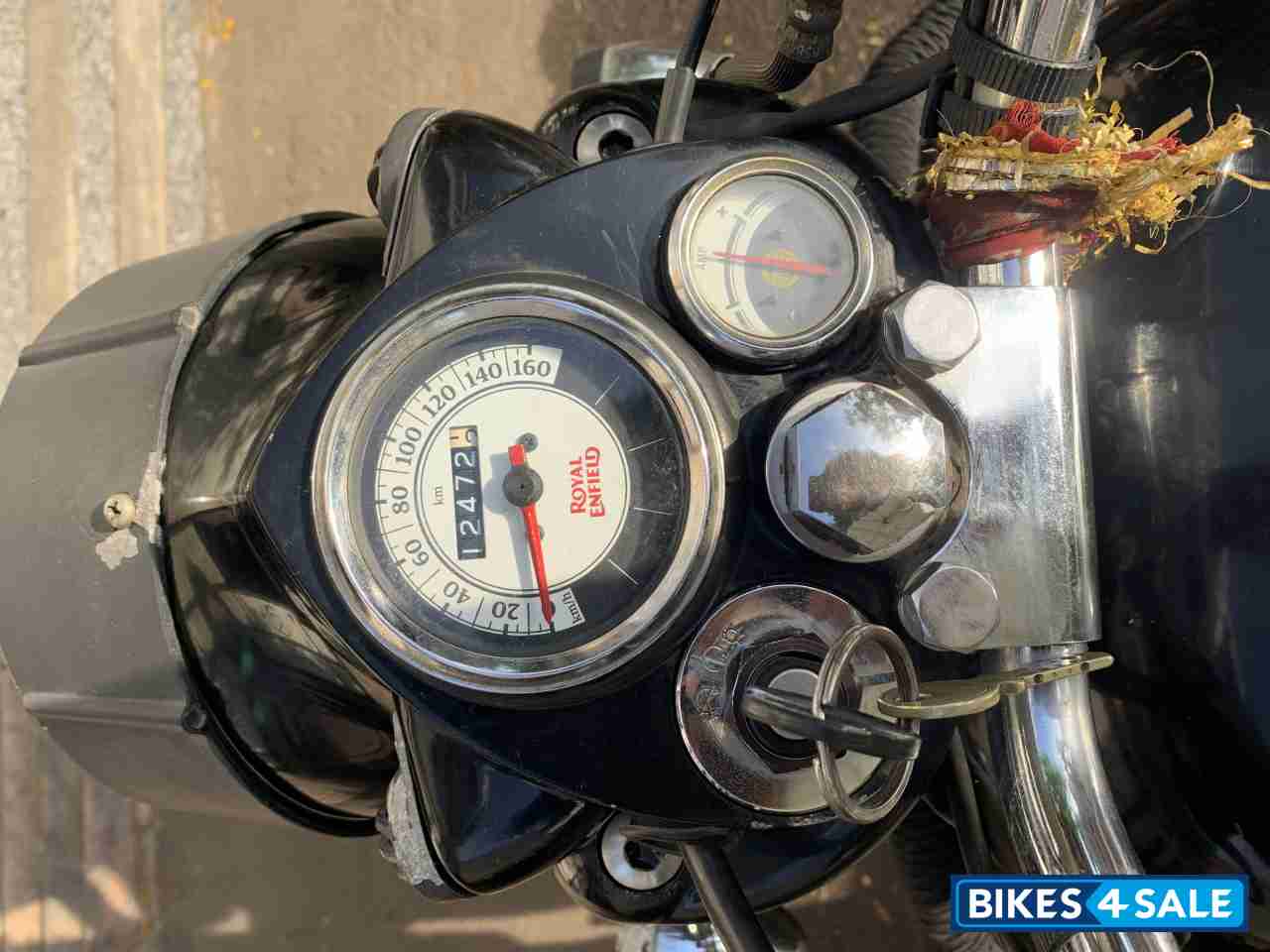 Black & White Royal Enfield Classic 350