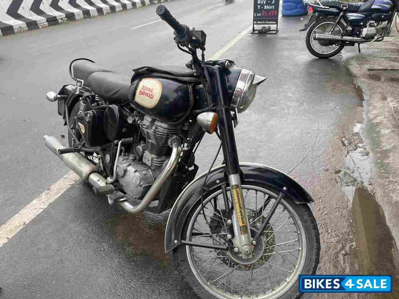 Royal Enfield Classic 500