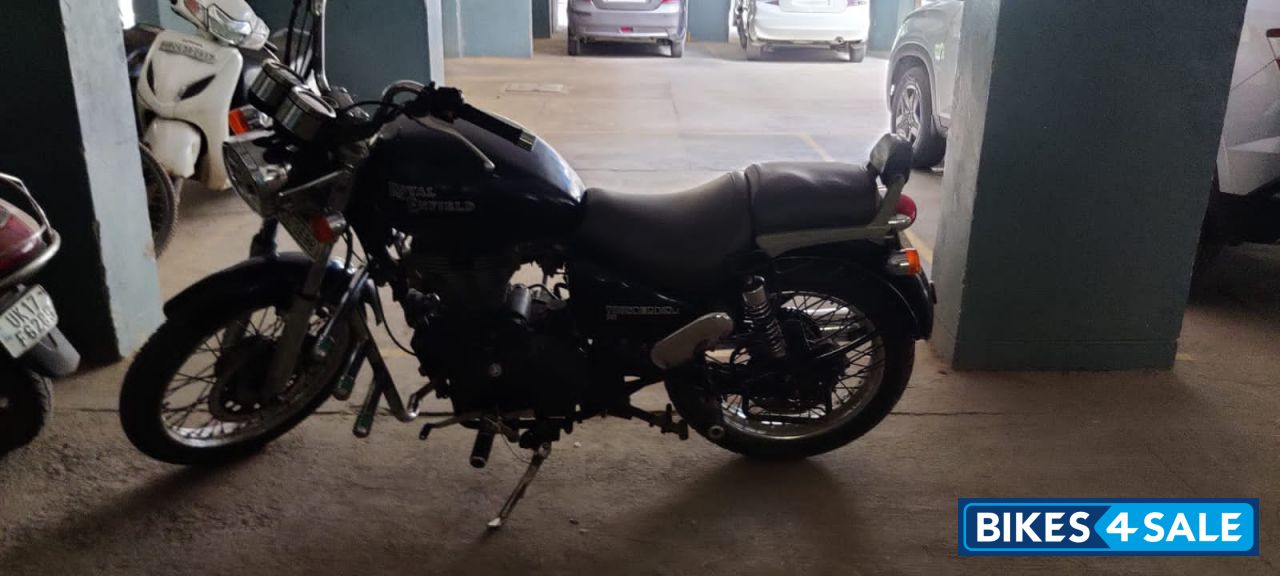 Black Royal Enfield Thunderbird