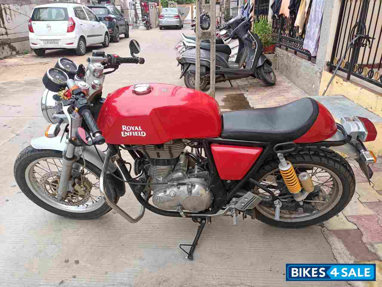Red Royal Enfield Continental GT 535