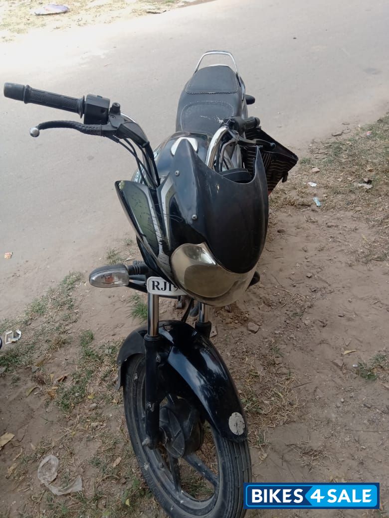 Black Green Bajaj Discover 100 DTS-Si