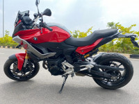 Racing Red BMW F 900 XR Pro