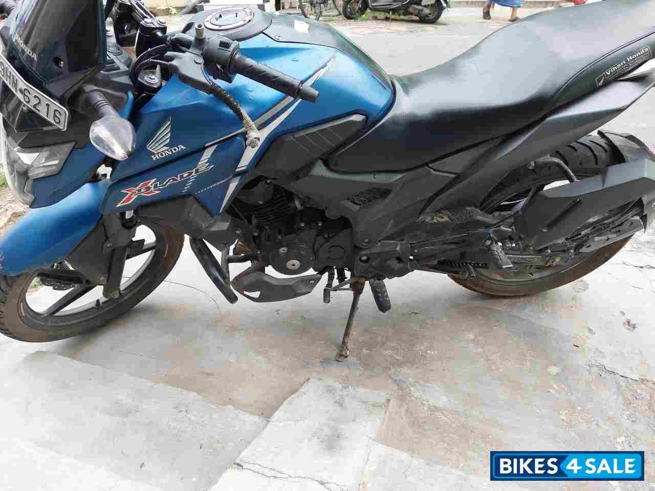 Marvel Blue Honda XBlade BS6
