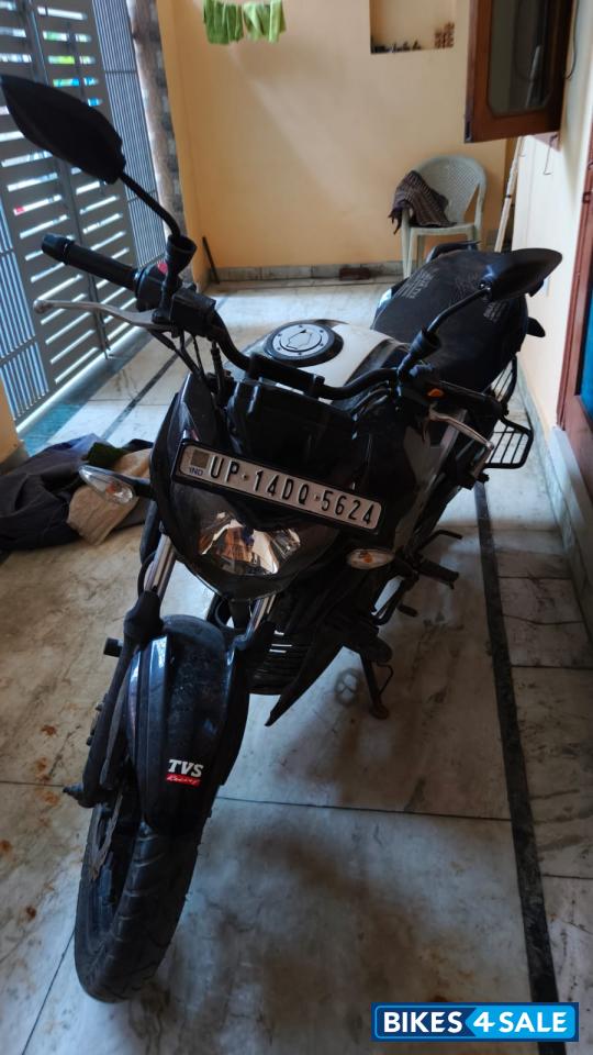 Black TVS Apache RTR 160 4V Black TVS Apache RTR 160 4V