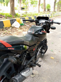 Bajaj Pulsar 125 Neon