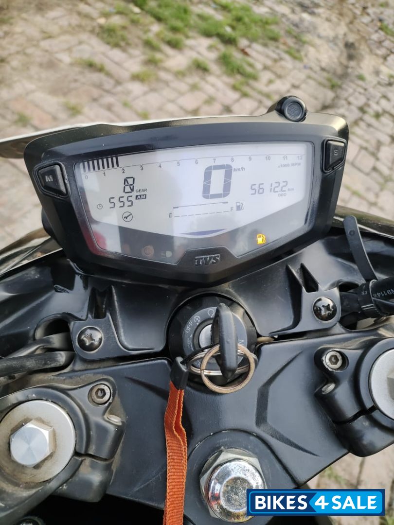 Black TVS Apache RTR 200 4V