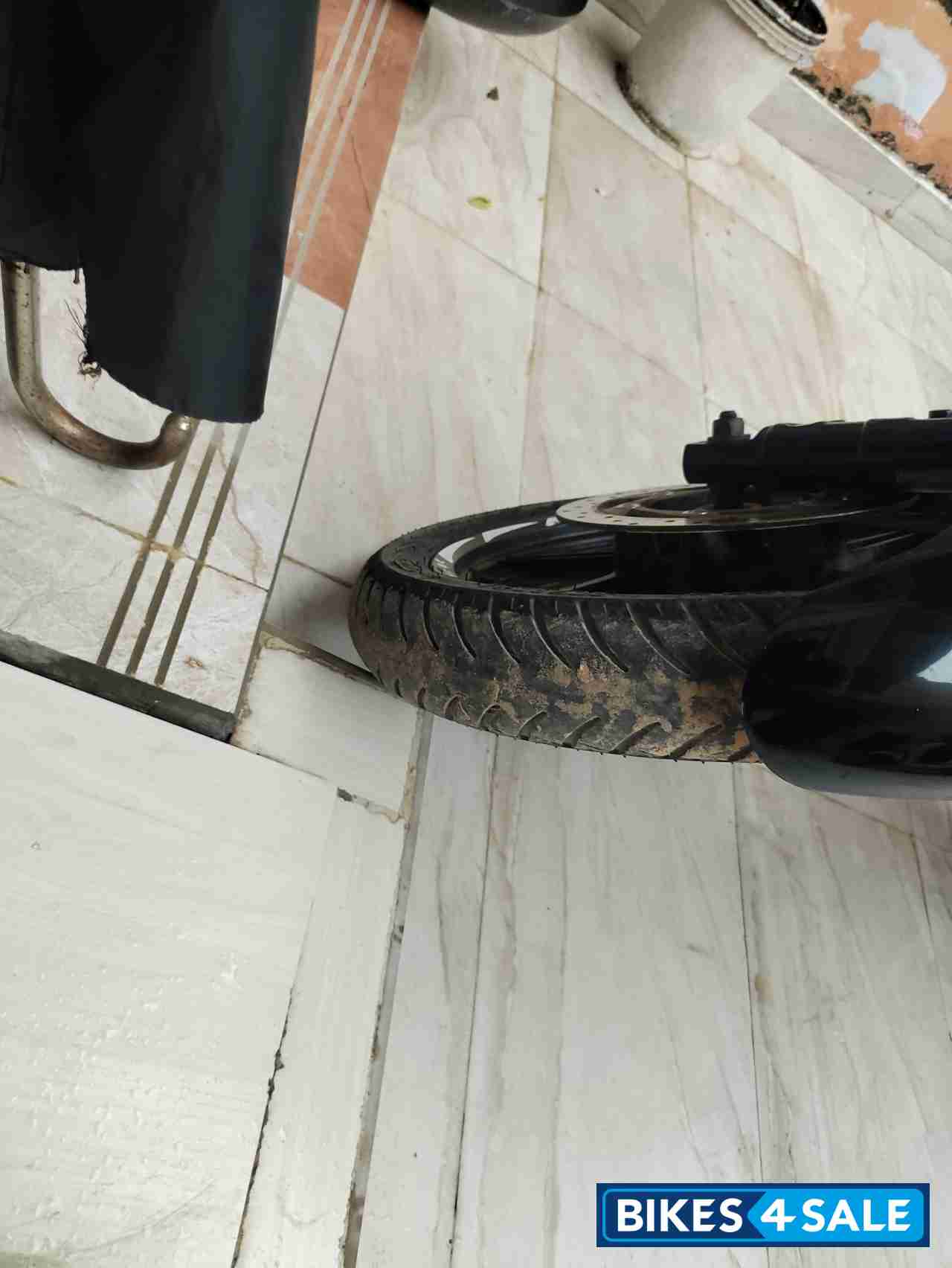 Bajaj Pulsar 220 DTSi