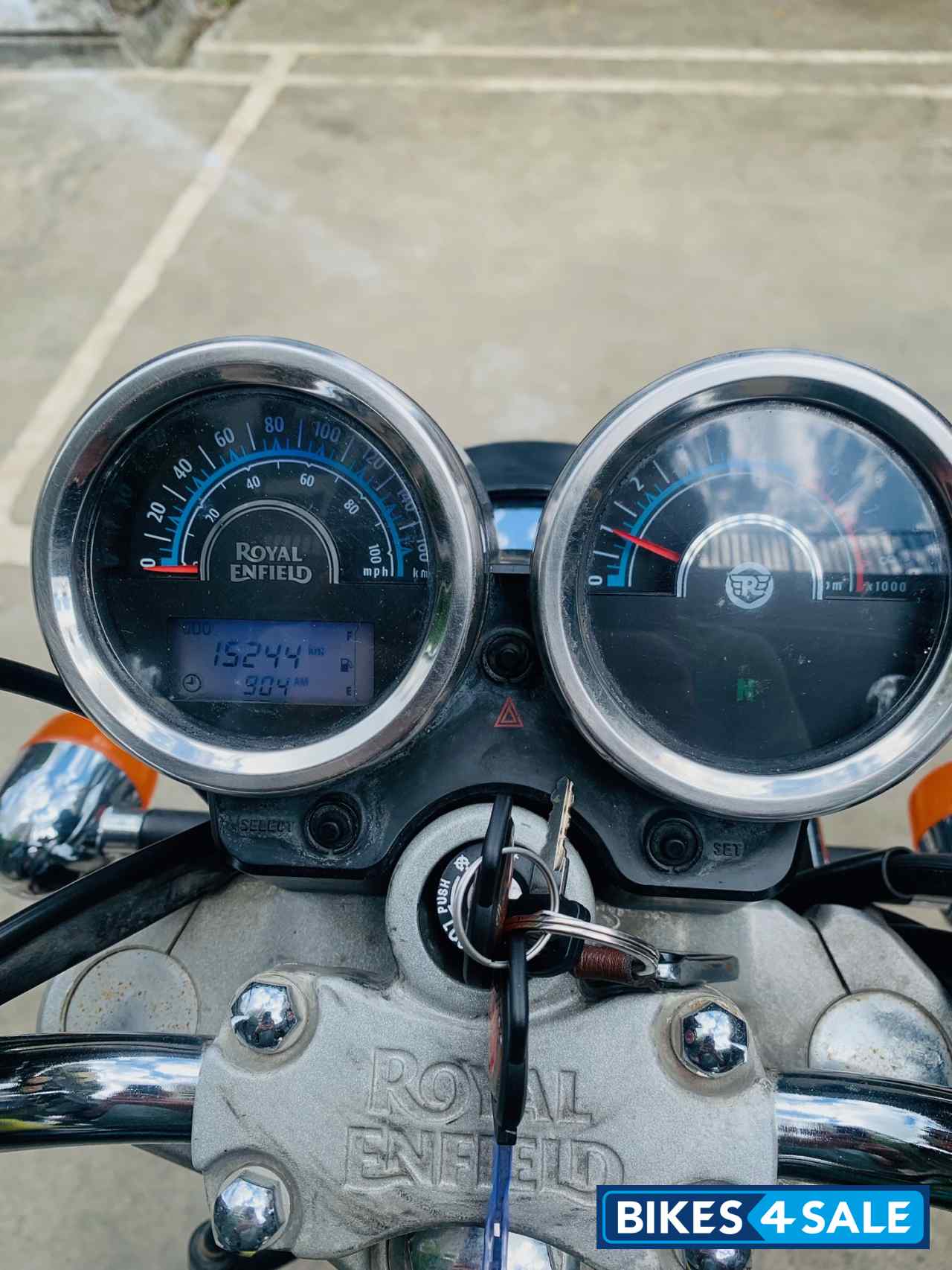 Royal Enfield Thunderbird