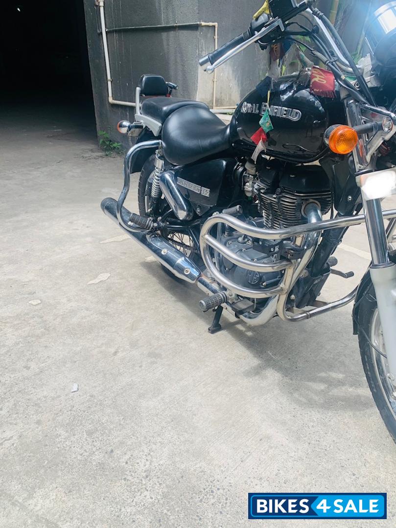 Royal Enfield Thunderbird